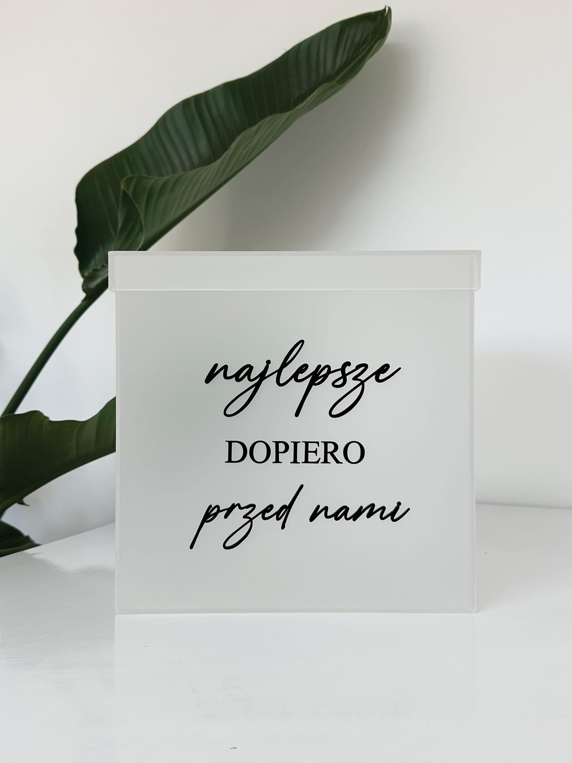 Pudełko na koperty mleczne
