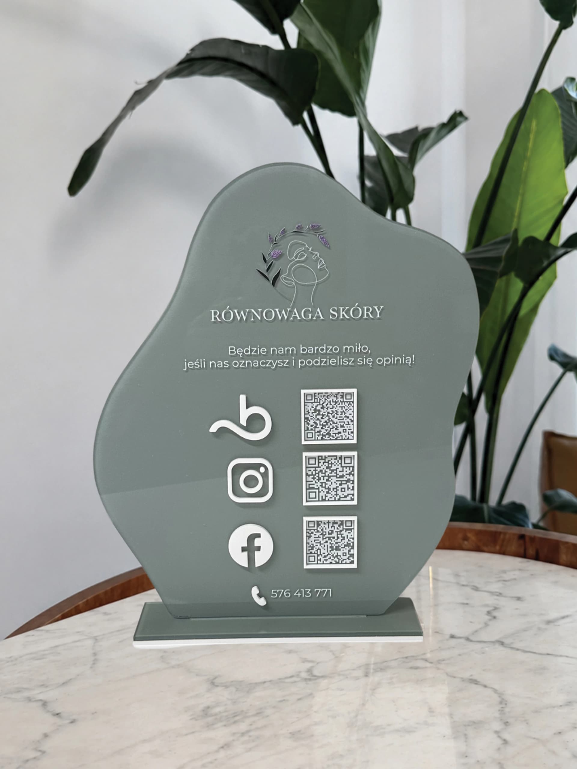 Tabliczka z kodami QR 'STONE'